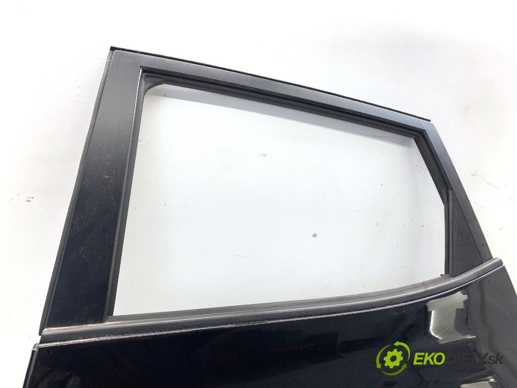 HYUNDAI ix20 liftback 2013 66 kW 1.4 1396 dveře pravý zadní část