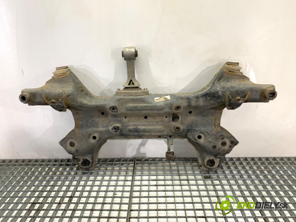 HYUNDAI ix20 liftback 2013 66 kW 1.4 1396 Výstuha pod Motor  (Výstuha predná)