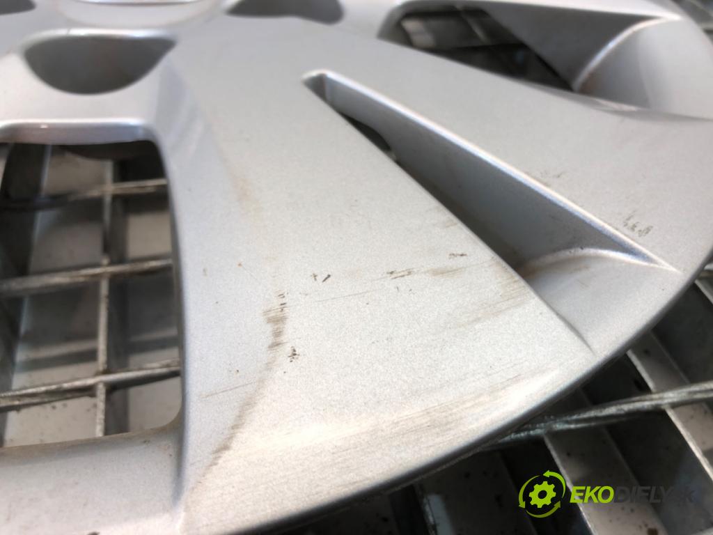 HYUNDAI ix20 liftback 2013 66 kW 1.4 1396 puklica 15