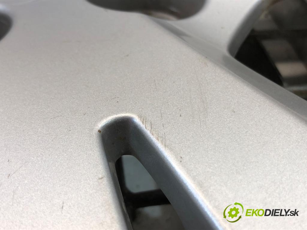 HYUNDAI ix20 liftback 2013 66 kW 1.4 1396 puklica 15