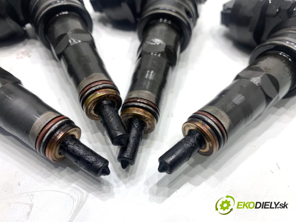 VW TOURAN nadwozie wielkoprzestrzenne (MPV) 2005 77 kW 1.9 TDI 1896 vstrekovače 038130073AG