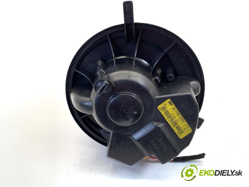 VW TOURAN nadwozie wielkoprzestrzenne (MPV) 2005 77 kW 1.9 TDI 1896 ventilátor kúrenia 1K1820015C