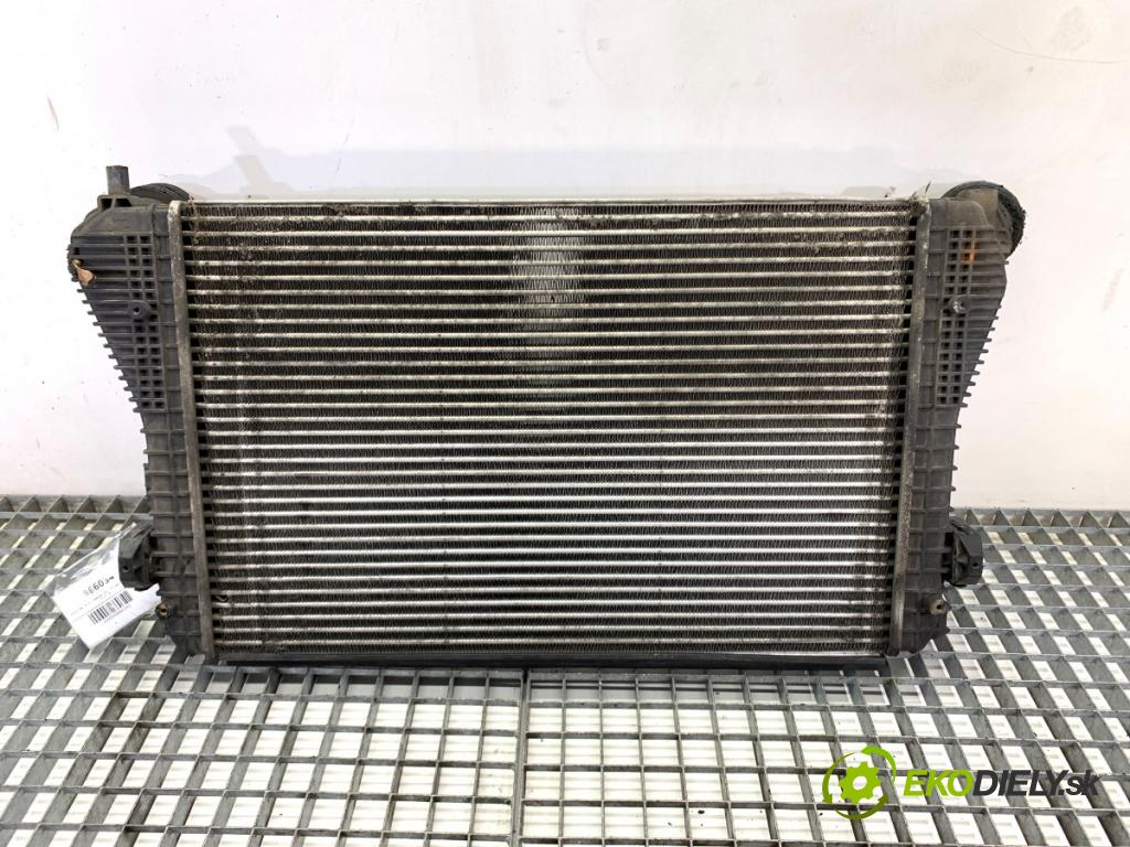 VW TOURAN nadwozie wielkoprzestrzenne (MPV) 2005 77 kW 1.9 TDI 1896 intercooler 1K0145803 (Intercooler (chladič stlačeného vzduchu))