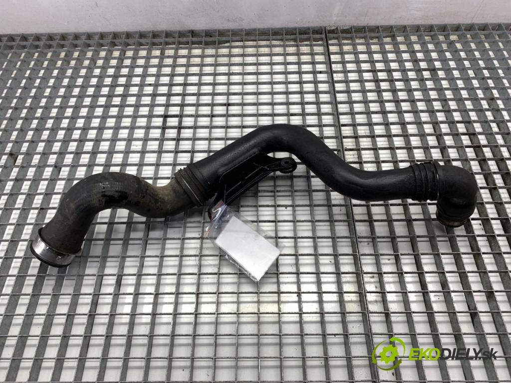 VW TOURAN nadwozie wielkoprzestrzenne (MPV) 2005 77 kW 1.9 TDI 1896 Rúra vzduchu 1K0145762P