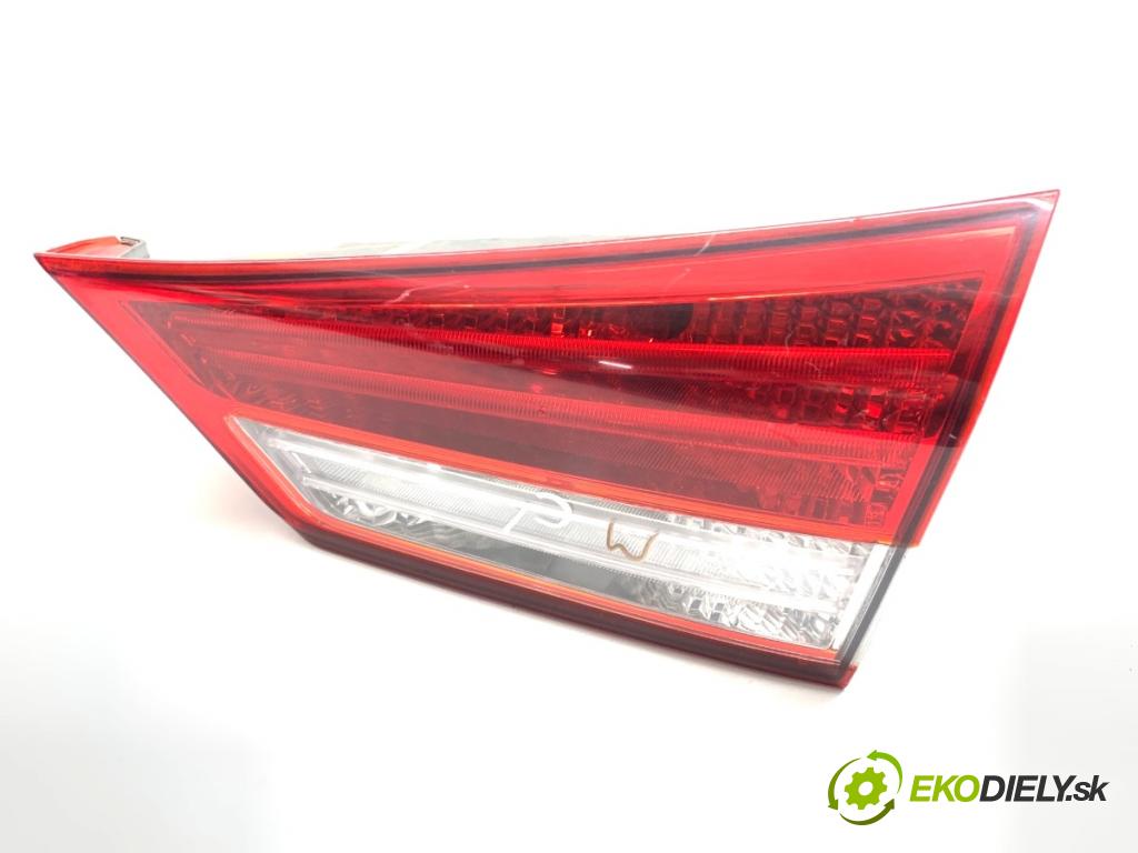 HYUNDAI ix20 liftback 2013 66 kW 1.4 1396 Svetlo zad pravá vnútorná 92404-1K0 (Kľučka dverí ostatné)