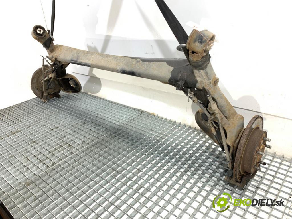 HYUNDAI ix20 liftback 2013 66 kW 1.4 1396 Výstuha zad