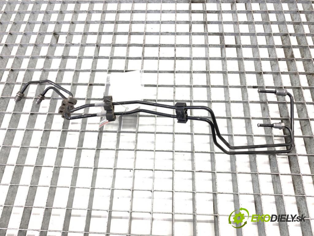 AUDI Q4 SUV 2023 150 kW 40 e-tron  Rúrka BRZDA: 1EB614726