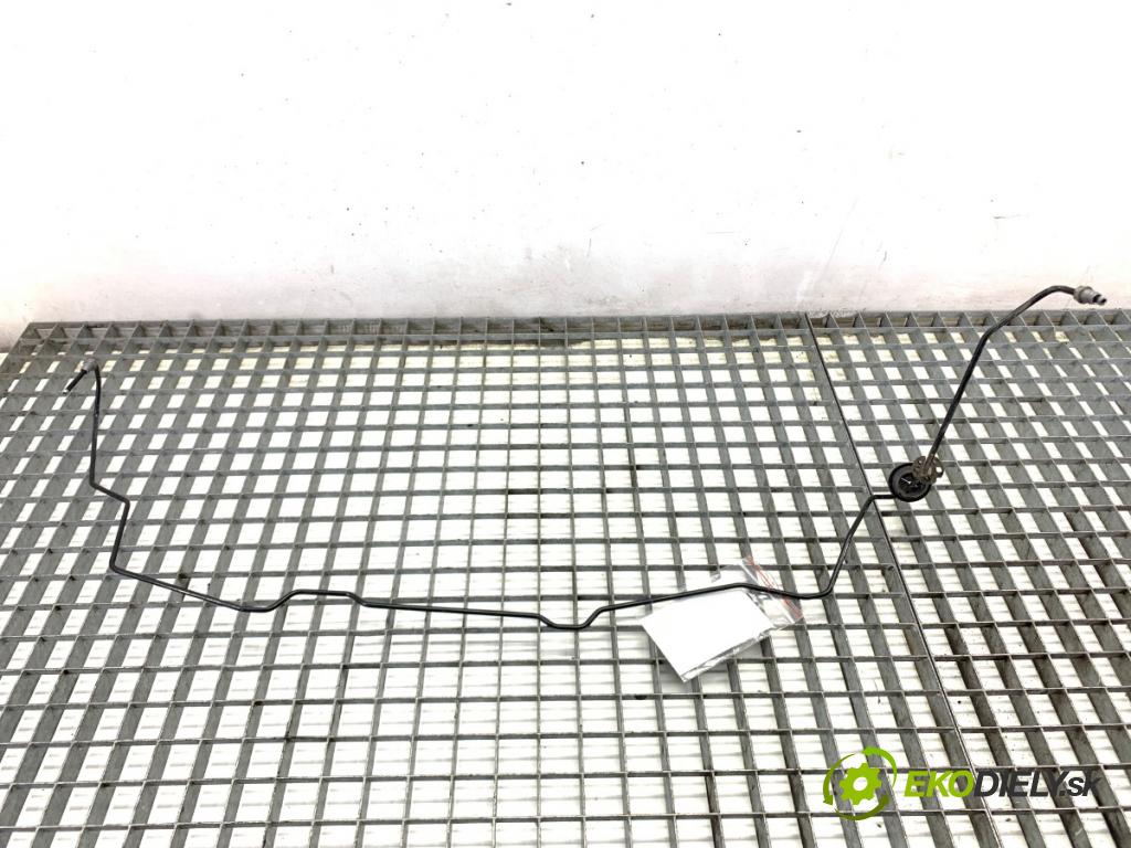 AUDI Q4 SUV 2023 150 kW 40 e-tron  Rúrka BRZDA: 1EB614723B