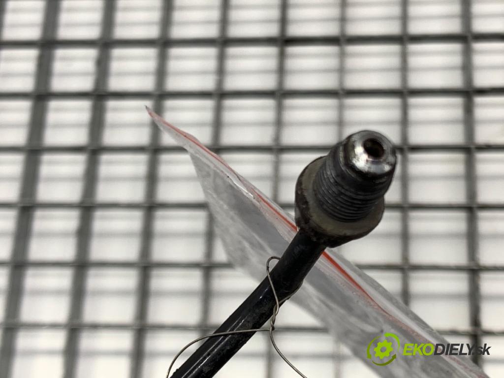 AUDI Q4 SUV 2023 150 kW 40 e-tron  trubka BRZDA: 1EB614724
