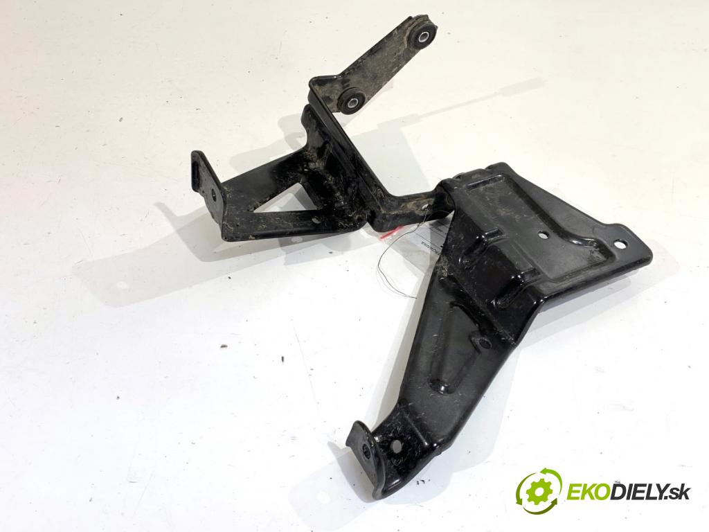 AUDI Q4 SUV 2023 150 kW 40 e-tron  Držiak Uchytenie ŘIDIČE: 11A035205