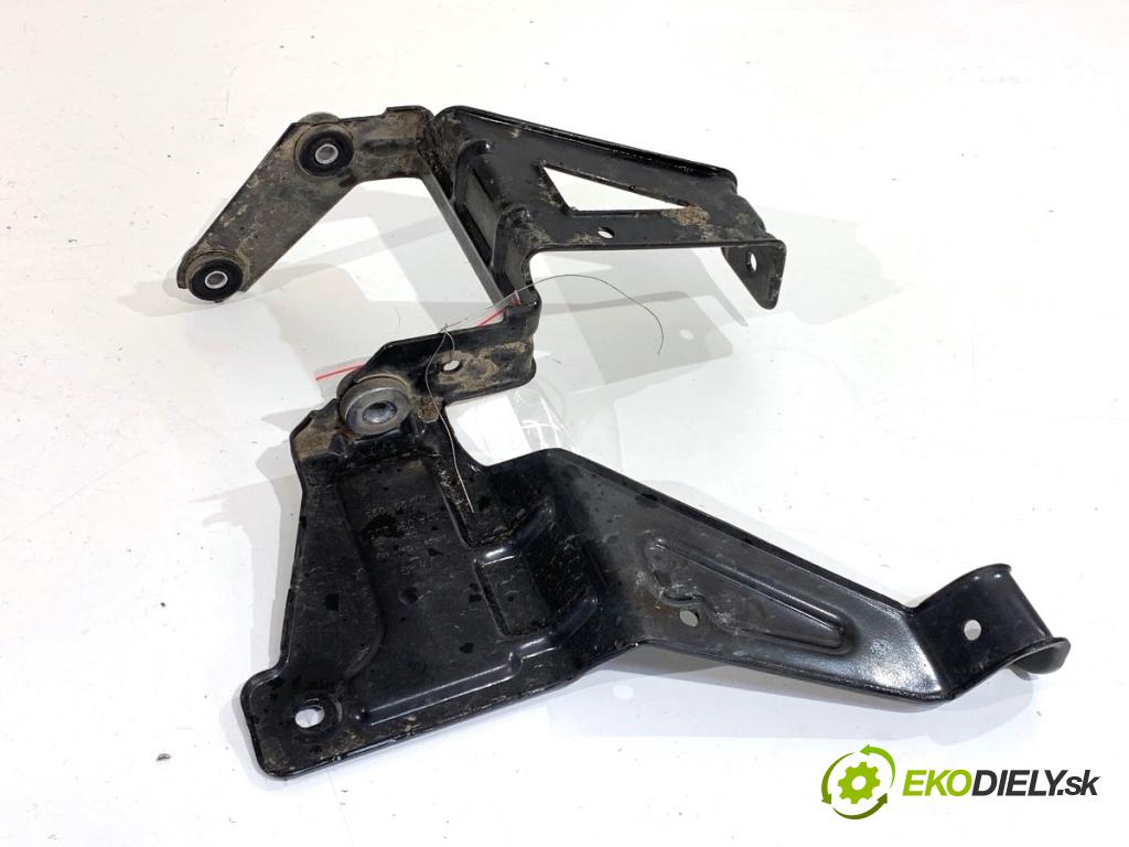 AUDI Q4 SUV 2023 150 kW 40 e-tron  Držiak Uchytenie ŘIDIČE: 11A035205