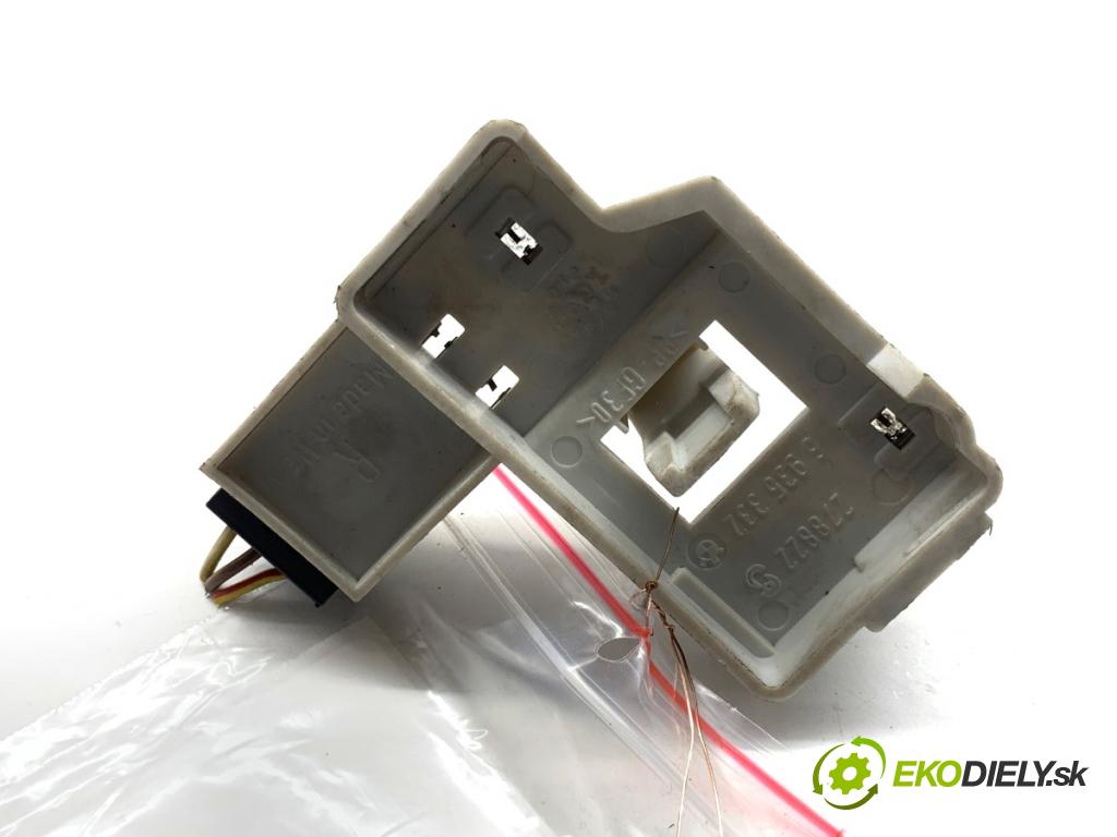 BMW E61 Kombi 2006 110 kW 520 d 1995 vložka svetla pravý zadní část 6935332