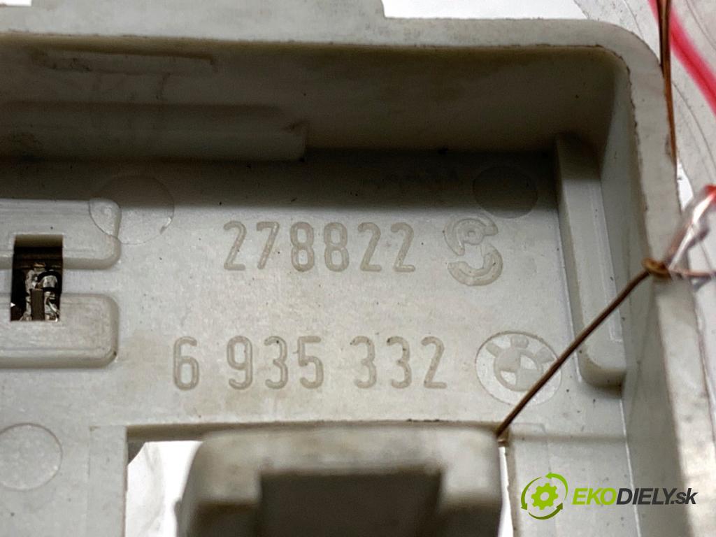 BMW E61 Kombi 2006 110 kW 520 d 1995 vložka svetla pravy zad 6935332