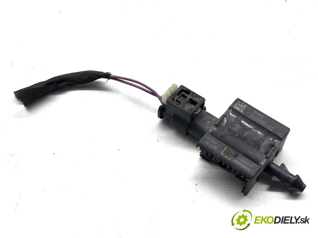 BMW G05 SUV 2020 195 kW xDrive 30 d 2993 Snímač OCHRANA: 5A0BB37