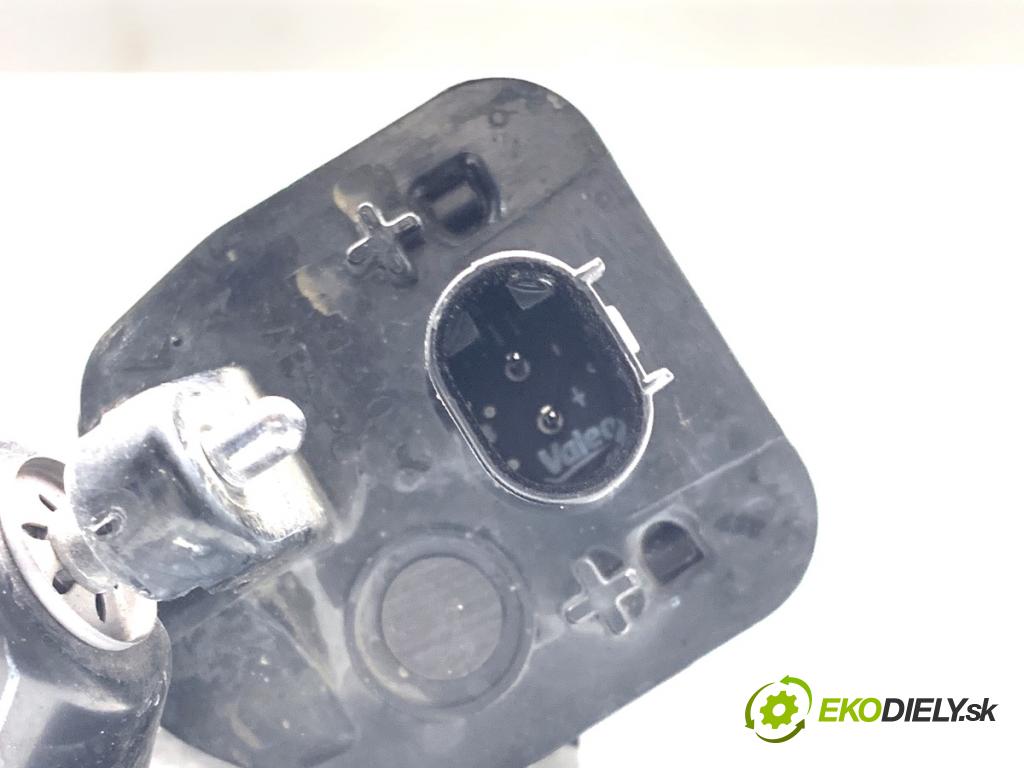 BMW G05 SUV 2020 195 kW xDrive 30 d 2993 PODSVÍCENÍ: lišty PROGOWEJ 5A8E413