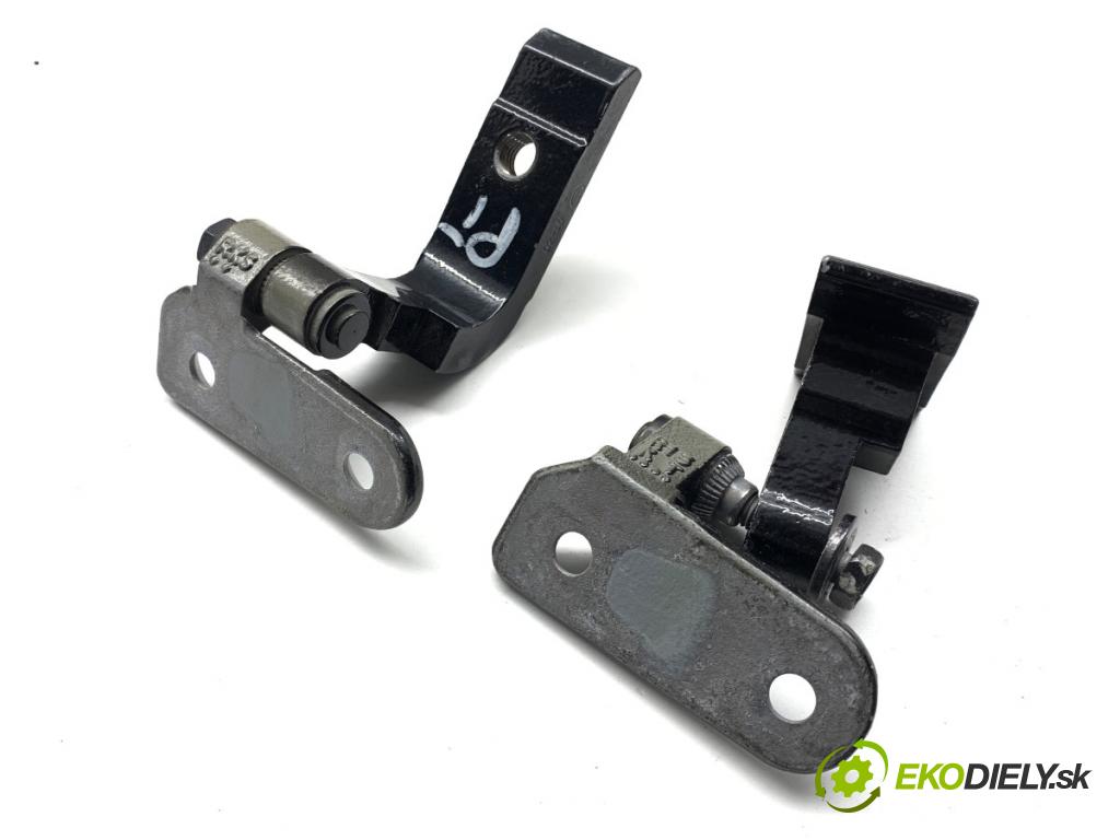 BMW G05 SUV 2020 195 kW xDrive 30 d 2993 závesky Dvere zad pravé