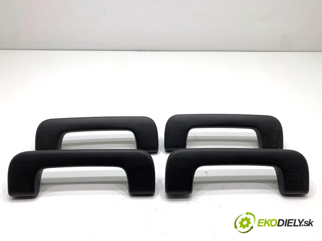 AUDI A3 8P liftback 2005 147 kW 2.0 TFSI quattro 1984 rúčky čalunenie čierna farba 8P0857607C