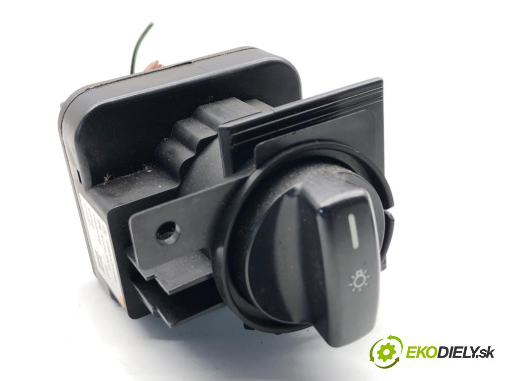 MERCEDES-BENZ W169 liftback 2006 80 kW A 180 CDI (169.007, 169.307) 1991 spínač světel 1695453104