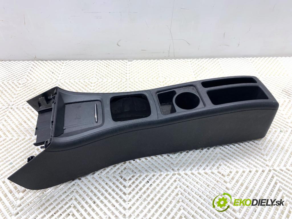 MERCEDES-BENZ W169 liftback 2006 80 kW A 180 CDI (169.007, 169.307) 1991 Tunel středový 1696800350 (Středový tunel)