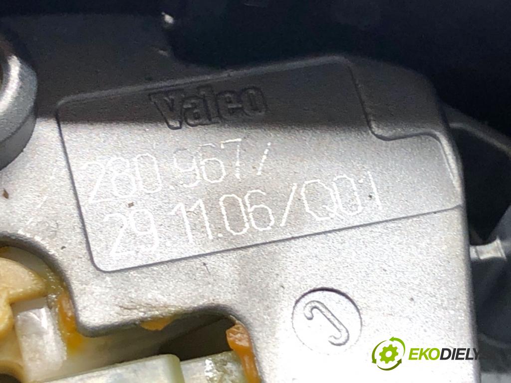 MERCEDES-BENZ W169 liftback 2006 80 kW A 180 CDI (169.007, 169.307) 1991 přepínač kombinovaný A1695450210 (Páčky pod volantem)