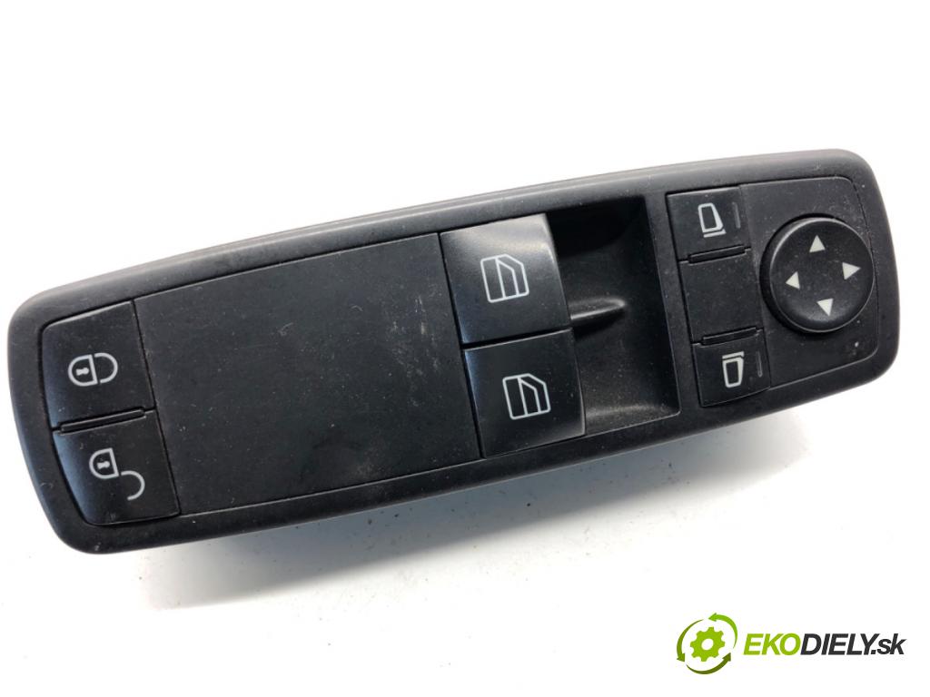 MERCEDES-BENZ W169 liftback 2006 80 kW A 180 CDI (169.007, 169.307) 1991 Prepínač okien 1698206410 (Prepínacie páčky pod volantom)