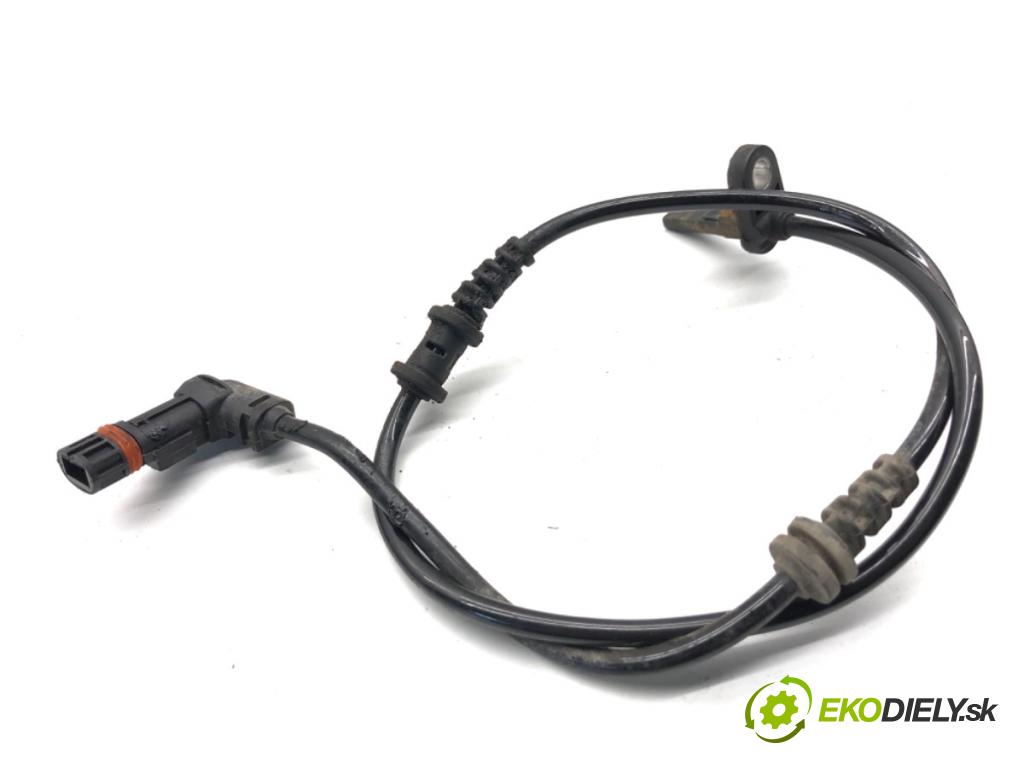 MERCEDES-BENZ W169 liftback 2006 80 kW A 180 CDI (169.007, 169.307) 1991 Snímač ABS ľavy predný