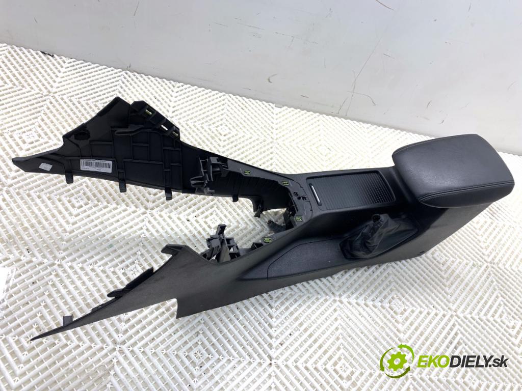 FORD FOCUS III Kombi 2016 92 kW 1.0 EcoBoost 998 Tunel stredový F1EBA045A06E (Stredový tunel)