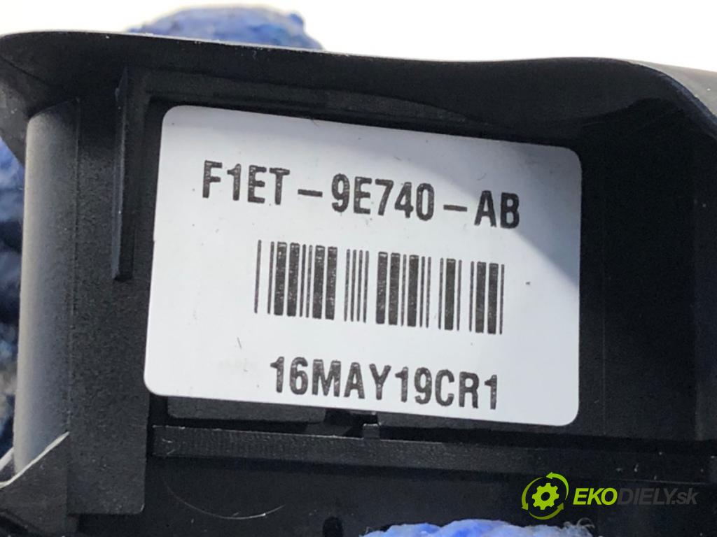 FORD FOCUS III Kombi 2016 92 kW 1.0 EcoBoost 998 SPÍNAČE: volantu F1ET-9E740-AB