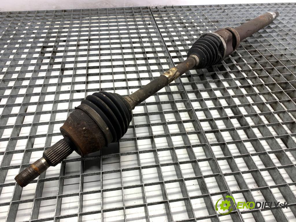 FORD FOCUS III Kombi 2016 92 kW 1.0 EcoBoost 998 Poloos pravy predný BV61-3B436-TB