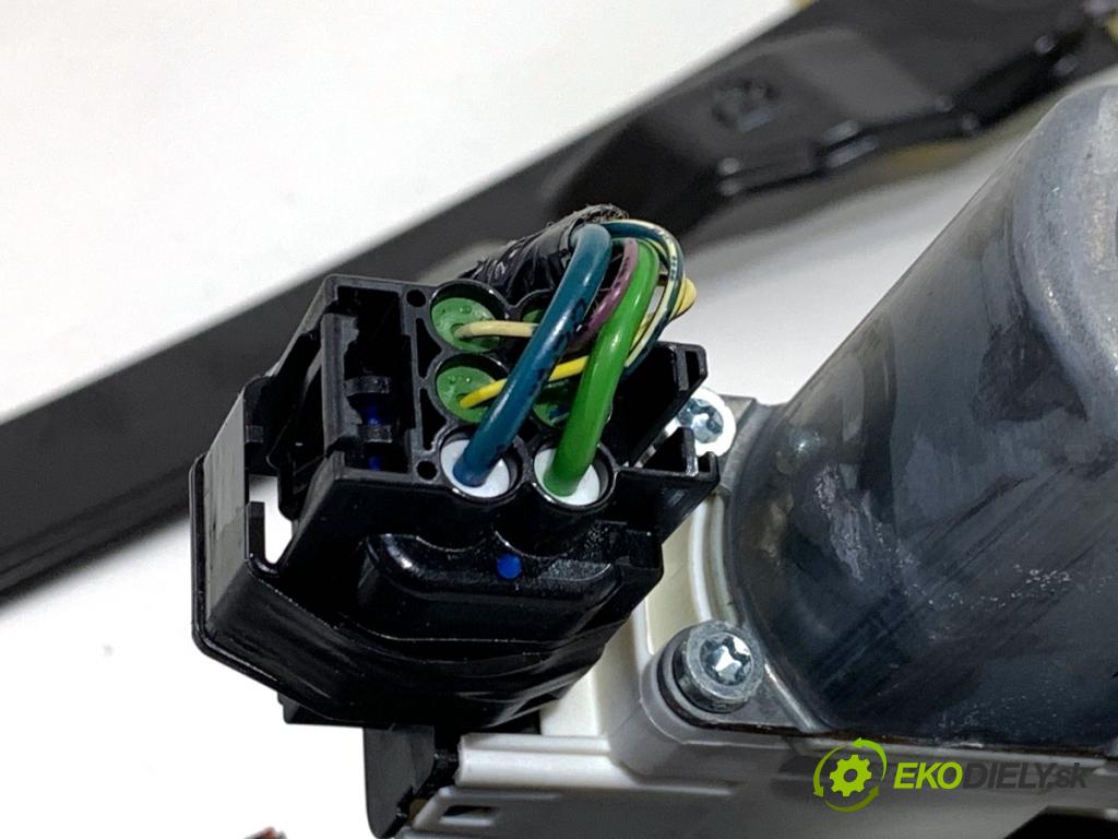 FORD FOCUS III Kombi 2016 92 kW 1.0 EcoBoost 998 Mechanizmus okna ľavy predný BM51-A23201-BF