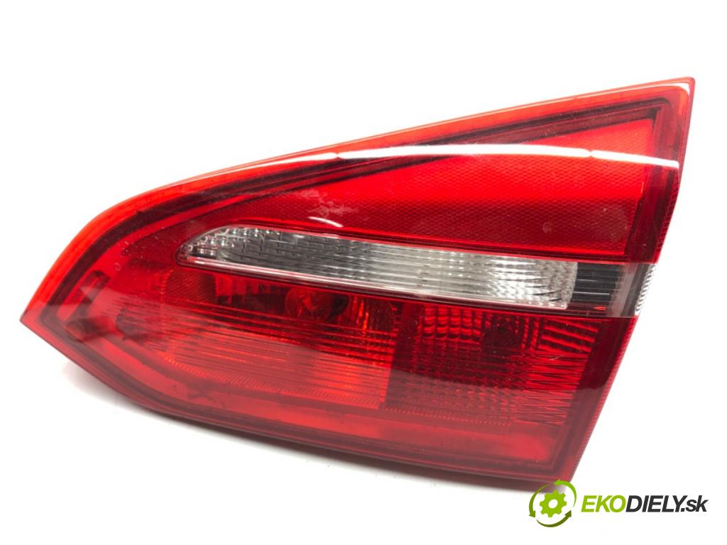 FORD FOCUS III Kombi 2016 92 kW 1.0 EcoBoost 998 Svetlo zad ľavá strana vnútorná F1EB-13A602-BA (Kľučka dverí ostatné)