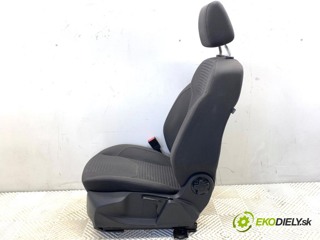 FORD FOCUS III Kombi 2016 92 kW 1.0 EcoBoost 998 Sedadlo ľavy predný