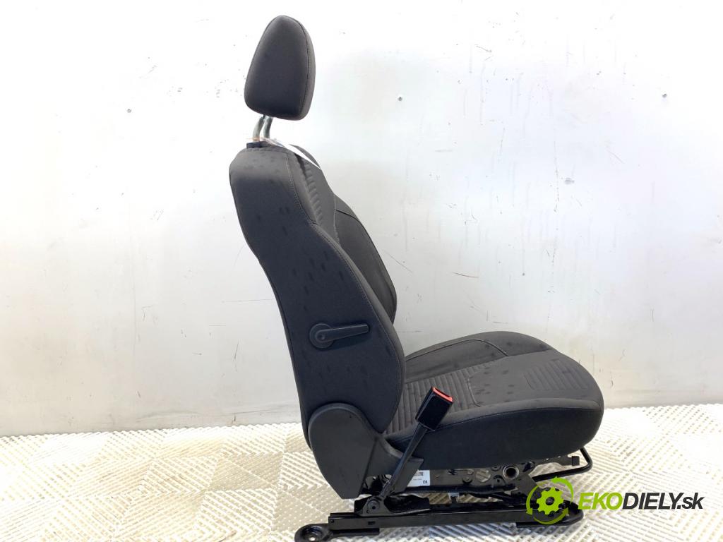 FORD FOCUS III Kombi 2016 92 kW 1.0 EcoBoost 998 Sedadlo ľavy predný
