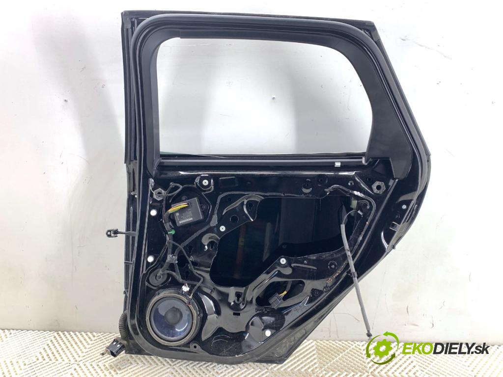 FORD FOCUS III Kombi 2016 92 kW 1.0 EcoBoost 998 dveře pravý zadní část