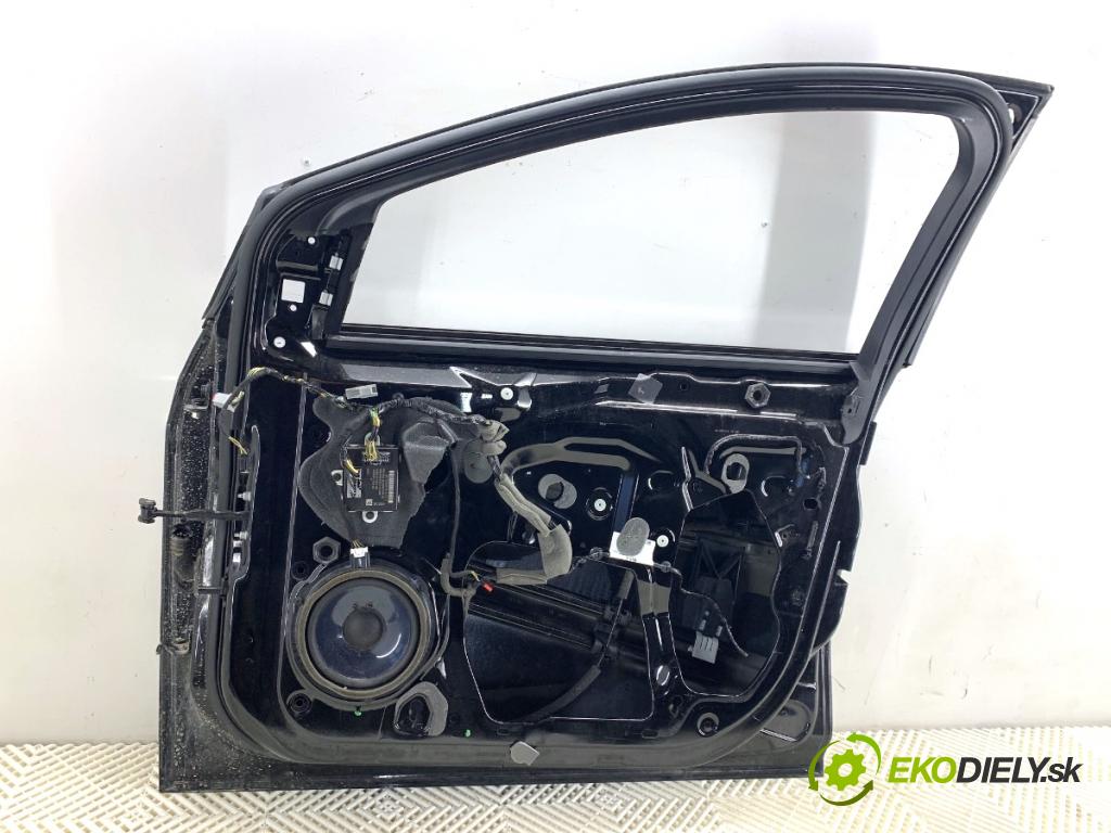 FORD FOCUS III Kombi 2016 92 kW 1.0 EcoBoost 998 Dvere pravy predný
