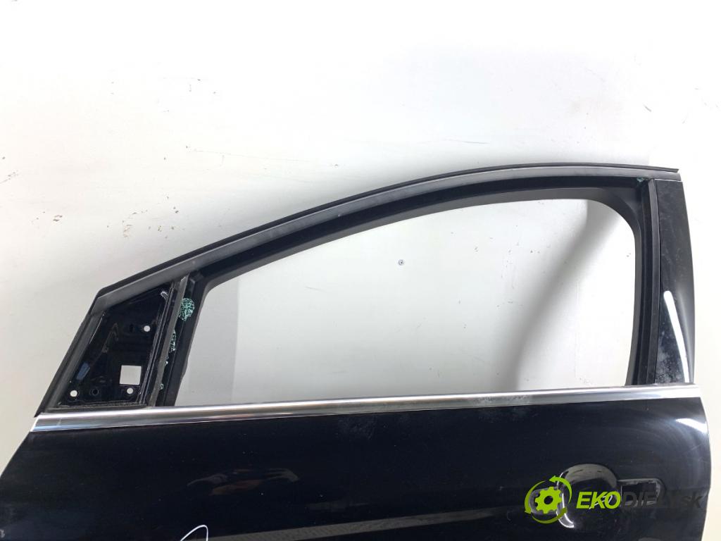 FORD FOCUS III Kombi 2016 92 kW 1.0 EcoBoost 998 Dvere ľavy predný