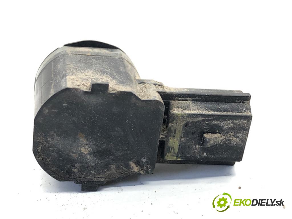 FORD FOCUS III Kombi 2016 92 kW 1.0 EcoBoost 998 Snímač PDC