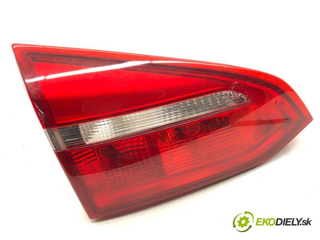 FORD FOCUS III Kombi 2016 92 kW 1.0 EcoBoost 998 Svetlo zad ľavá strana vnútorná F1EB-13A603-BA (Kľučka dverí ostatné)