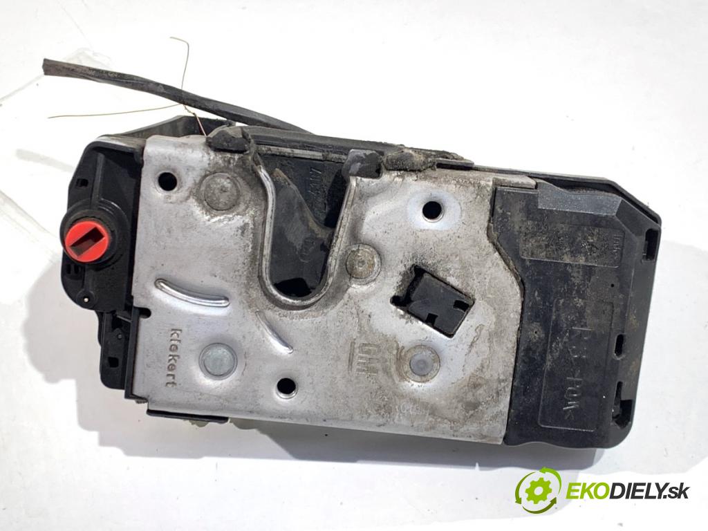 OPEL ASTRA H Kombi 2007 74 kW 1.7 CDTI (L35) 1686 zámok Dvere pravy zad 13210739