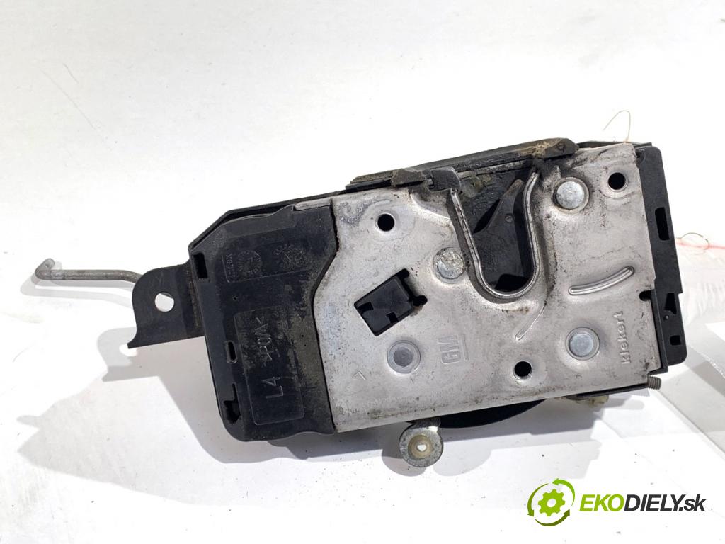 OPEL ASTRA H Kombi 2007 74 kW 1.7 CDTI (L35) 1686 zámok Dvere ľavy predný 13210748