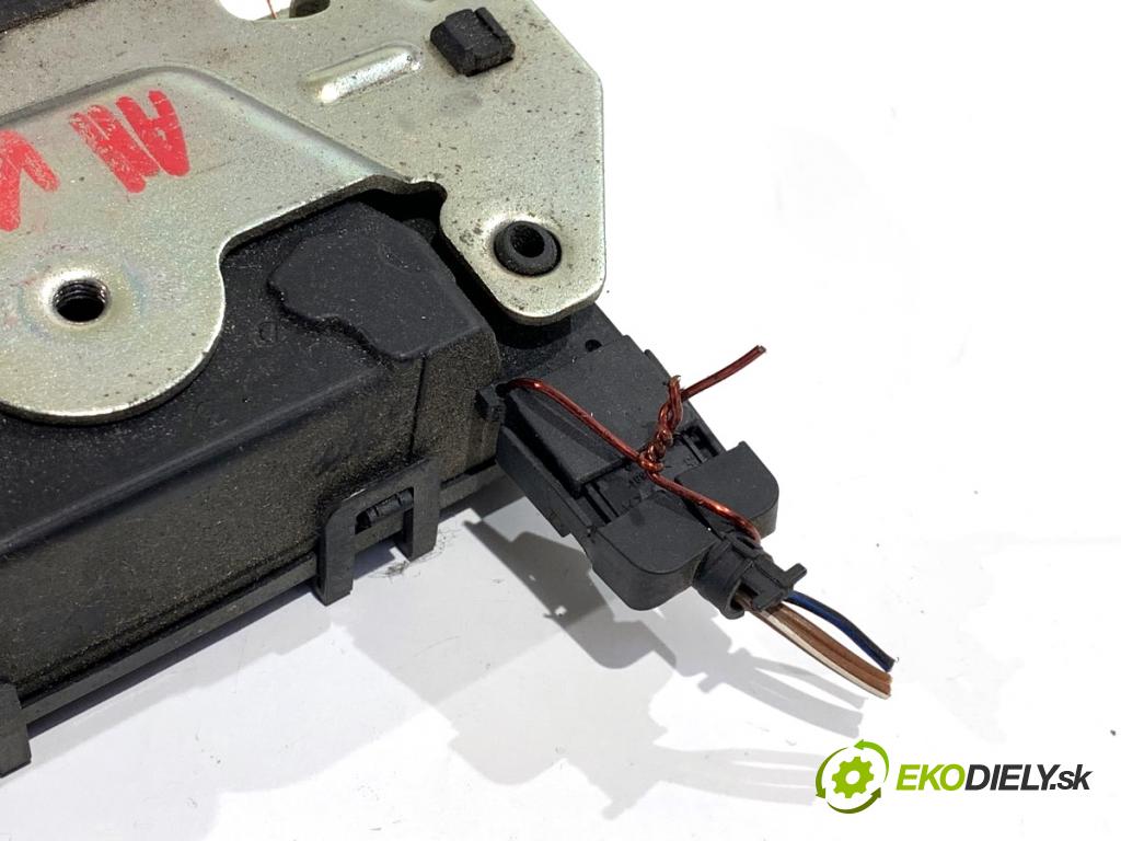 OPEL ASTRA H Kombi 2007 74 kW 1.7 CDTI (L35) 1686 zámok dverí zad 13117285