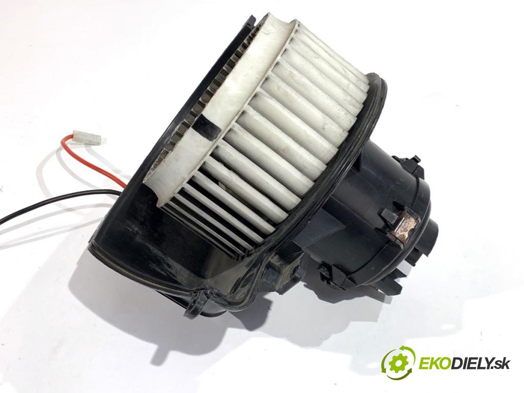 OPEL ASTRA H Kombi 2007 74 kW 1.7 CDTI (L35) 1686 ventilátor kúrenia 52421335