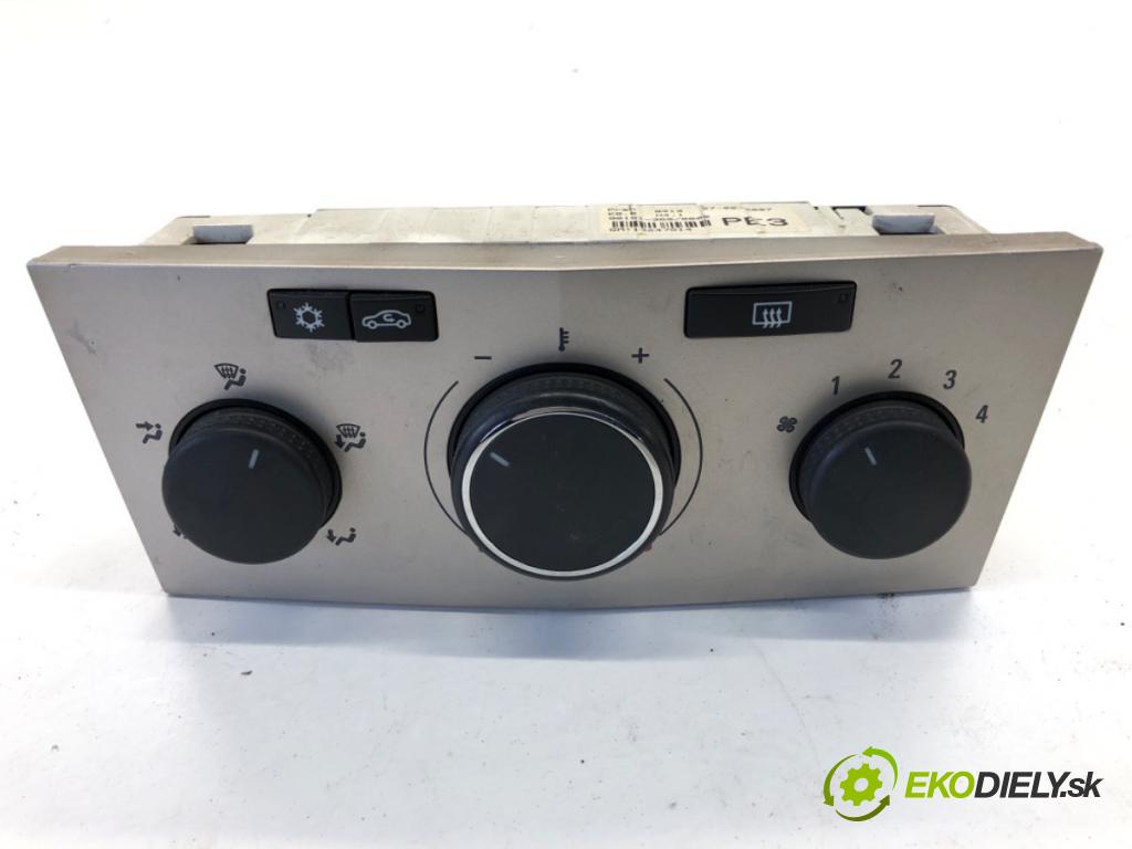 OPEL ASTRA H Kombi 2007 74 kW 1.7 CDTI (L35) 1686 Panel ovládaní topení 13247814 (Páčky pod volantem)