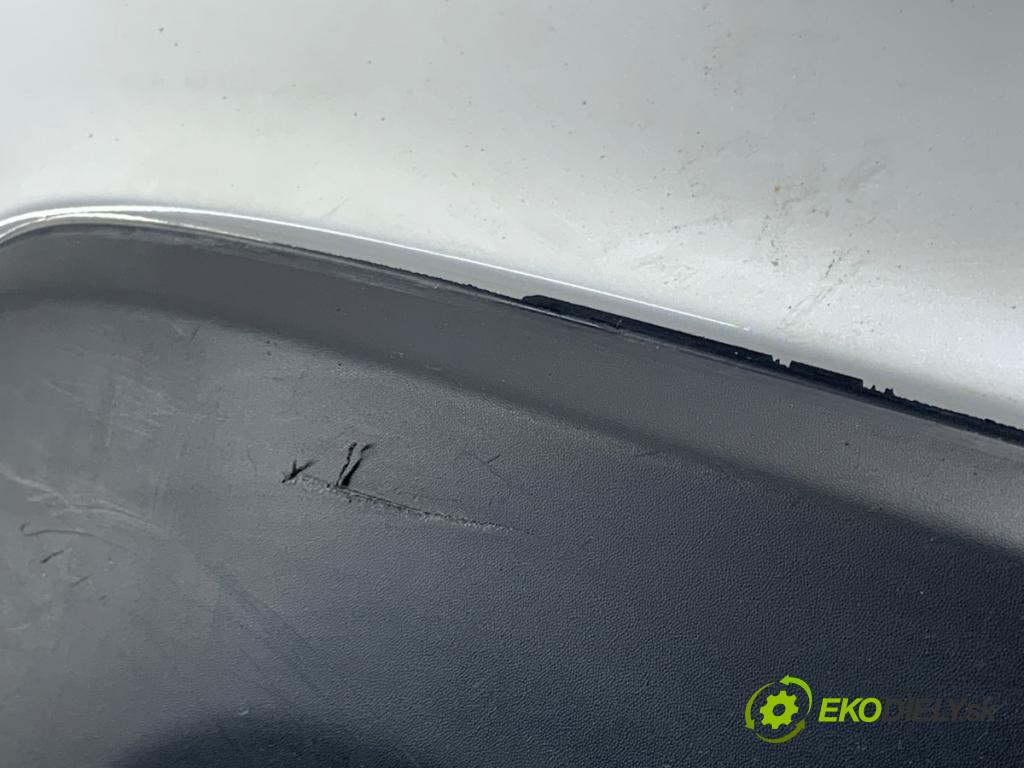 MITSUBISHI ASX SUV 2015 86 kW 1.6 MIVEC 1590 nárazník zadní část  (Klika dveří ostatní)