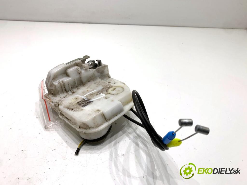 MITSUBISHI ASX SUV 2015 86 kW 1.6 MIVEC 1590 zámok Dvere ľavy zad