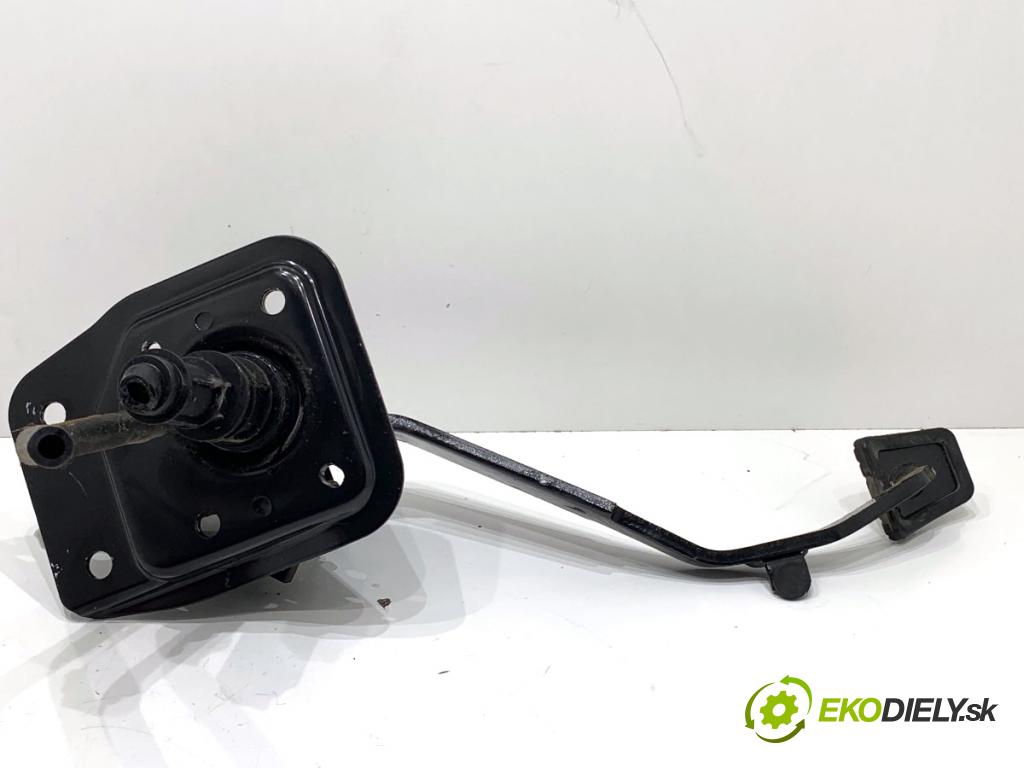 MITSUBISHI ASX SUV 2015 86 kW 1.6 MIVEC 1590 pedal brzdy