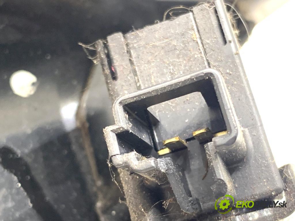 MITSUBISHI ASX SUV 2015 86 kW 1.6 MIVEC 1590 pedal brzdy