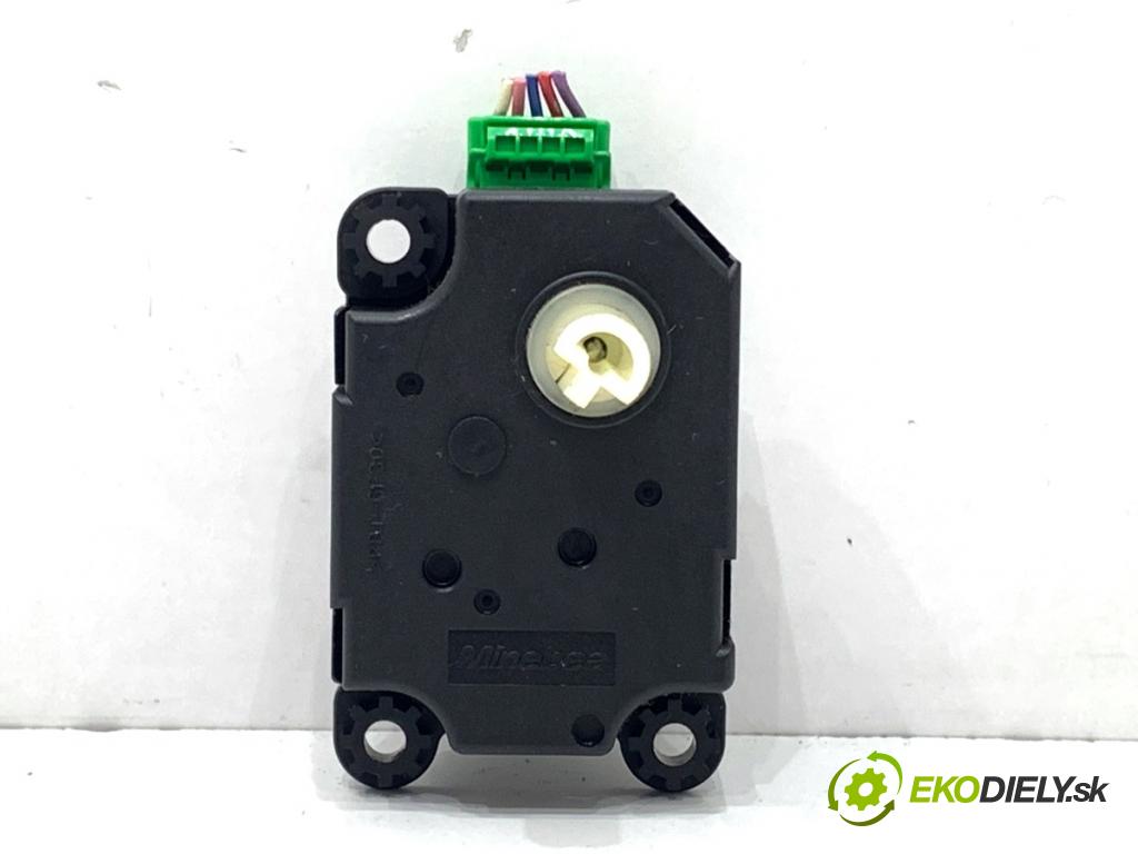 MITSUBISHI ASX SUV 2015 86 kW 1.6 MIVEC 1590 motor topení CSA512T010