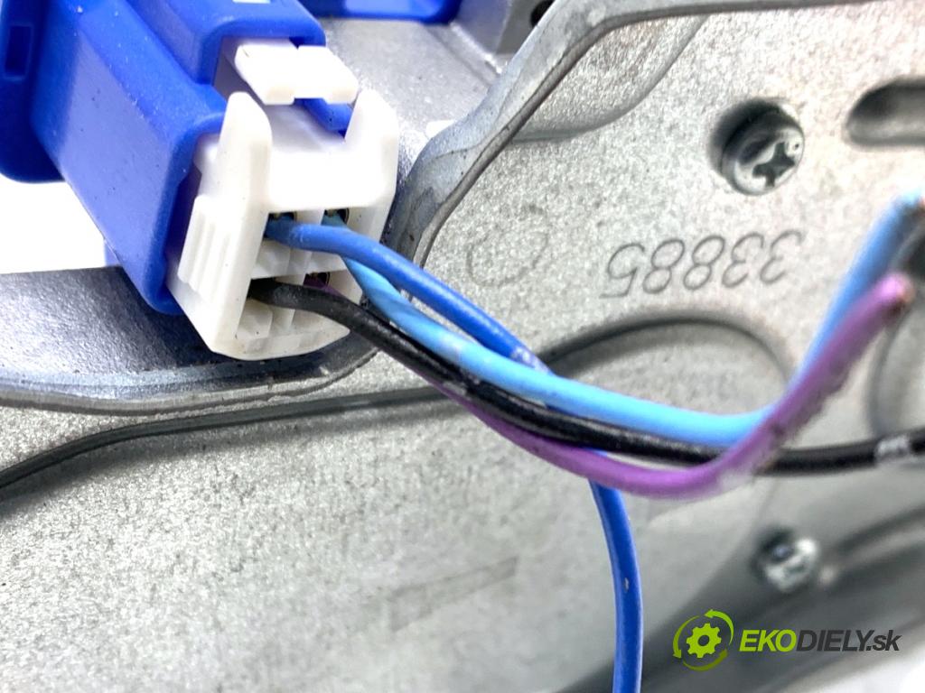 MITSUBISHI ASX SUV 2015 86 kW 1.6 MIVEC 1590 Motor stieračov zad