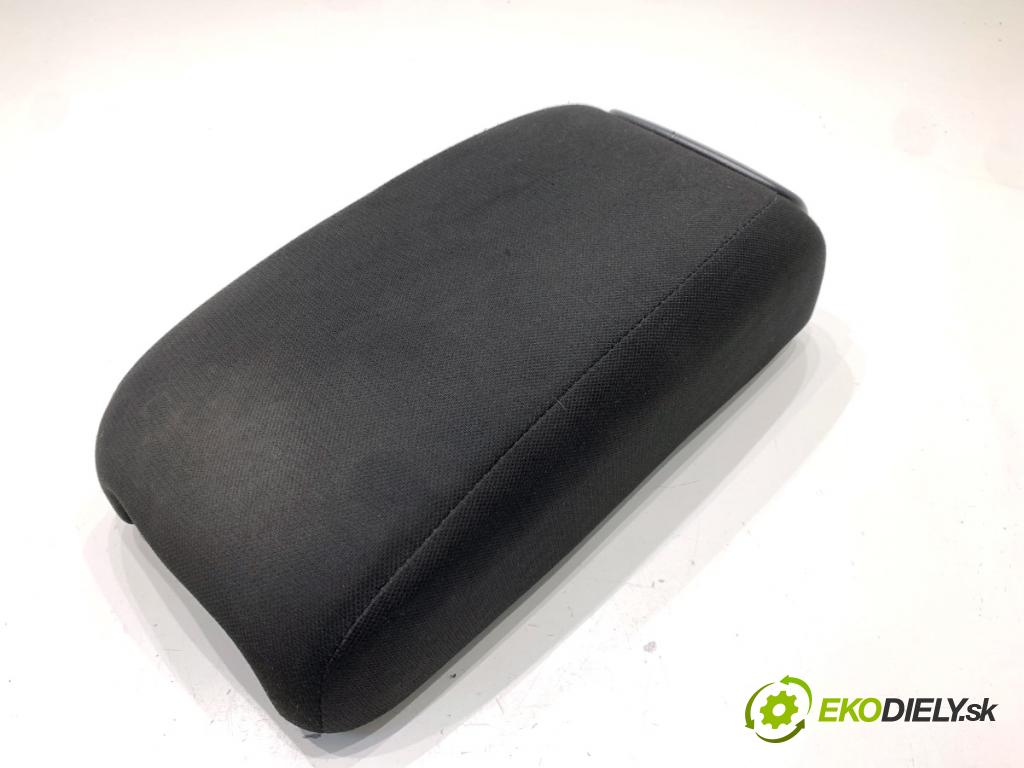 MITSUBISHI ASX SUV 2015 86 kW 1.6 MIVEC 1590 Lakťová opierka  (Lakťová opierka)